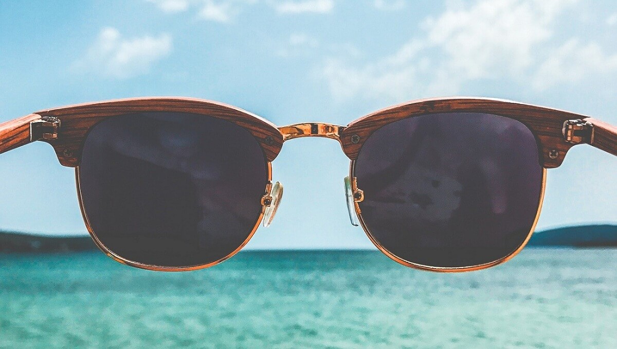 Slnečné okuliare k moru