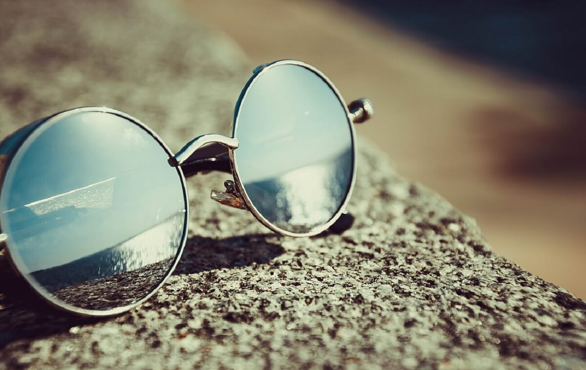 Slnečné okuliare lenonky